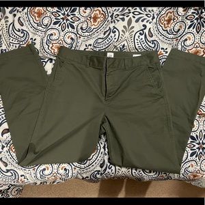 GAP Straight High-rise Khackis